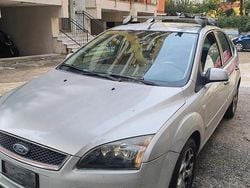 Grigio Usata 2007 Ford Focus Tre volumi | 4000 € (Cara)