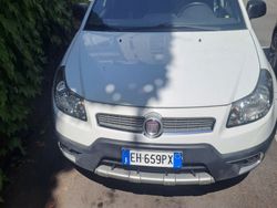 Bianco Usata 2011 Fiat Sedici SUV | 5000 € (Buon prezzo)