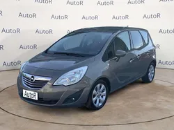 Grigio scuro Usata 2010 Opel Meriva Monovolume | 3900 € (Buon prezzo)