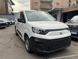 Bianco Usata 2024 Fiat Doblò Monovolume | 17.590 € (Ottimo prezzo)