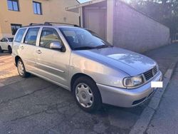 Argento Usata 2001 VW Polo Station wagon | 2900 € (Cara)