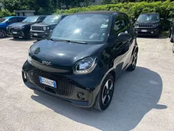 Nero Usata 2021 Smart ForTwo Electric Drive Passion Due volumi | 11.990 € (Buon prezzo)