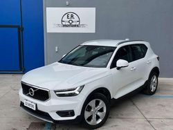 Bianco Usata 2020 Volvo XC40 Momentum SUV | 22.200 € (Buon prezzo)