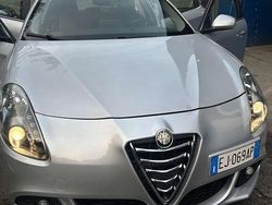Usata 2011 Alfa Romeo Giulietta Distinctive Tre volumi | 7000 € (Buon prezzo)