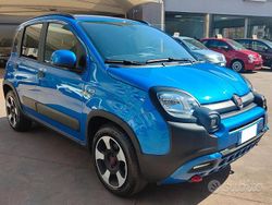 Rosso Usata 2024 Fiat Panda Cross Cross Due volumi | 13.990 € (Buon prezzo)