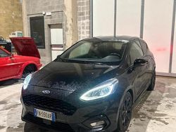 Nero Usata 2018 Ford Fiesta ST-Line Tre volumi | 11.000 € (Buon prezzo)