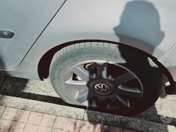 Grigio Usata 2004 VW Golf V Due volumi | 2000 €