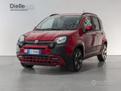 Rosso Usata 2024 Fiat Panda Cross Cross Due volumi | 13.250 € (Buon prezzo)