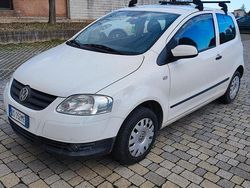 Bianco Usata 2008 VW Fox Due volumi | 3000 €