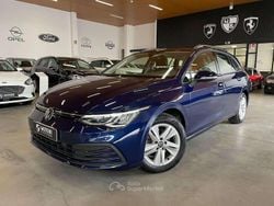 Blu/azzurro Usata 2021 VW Golf VIII Life Station wagon | 15.800 € (Buon prezzo)