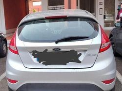 Grigio Usata 2013 Ford Fiesta Due volumi | 3000 € (Super prezzo)