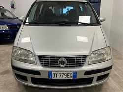 Grigio Usata 2009 Fiat Idea Monovolume | 3500 € (Buon prezzo)