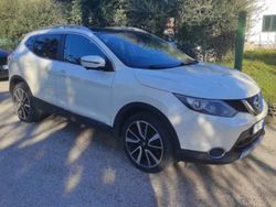 Bianco Usata 2015 Nissan Qashqai SUV | 13.000 € (Molto cara)