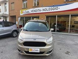 Grigio Usata 2016 Ford Tourneo Courier Titanium Monovolume | 9900 € (Ottimo prezzo)