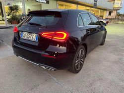 Usata 2021 Mercedes A180 Tre volumi | 24.000 € (Buon prezzo)