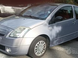 Grigio Usata 2004 Citroën C2 VTR Sport Due volumi | 2400 € (Buon prezzo)