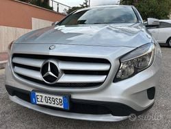 Grigio Usata 2015 Mercedes GLA180 Executive SUV | 12.990 € (Buon prezzo)