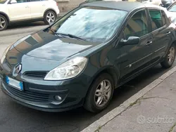 Usata 2008 Renault Clio II Tre volumi | 2900 € (Buon prezzo)