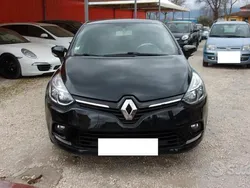 Nero Usata 2018 Renault Clio IV Life Tre volumi | 9499 € (Ottimo prezzo)