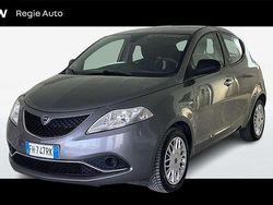 Grigio scuro Usata 2017 Lancia Ypsilon Gold Due volumi | 7700 € (Buon prezzo)