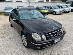 Nero Usata 2002 Mercedes E320 Avantgarde Tre volumi | 4900 €
