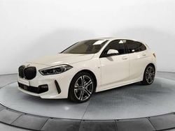 Alpin white / pastello Usata 2021 BMW 120 M Sport Due volumi | 29.900 € (Buon prezzo)