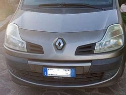 Grigio Usata 2010 Renault Modus Expression Monovolume | 1500 € (Buon prezzo)