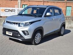 Argento Usata 2023 Mahindra KUV100 SUV | 9490 € (Buon prezzo)