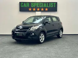 Nero Usata 2010 Toyota Urban Cruiser Sol SUV | 6950 € (Buon prezzo)