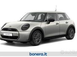 Melting silver iii Usata 2024 Mini Cooper Essential Due volumi | 30.800 € (Molto cara)