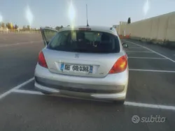Usata 2006 Peugeot 207 Due volumi | 1500 € (Ottimo prezzo)