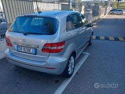 Grigio Usata 2008 Mercedes 200 Monovolume | 5800 €