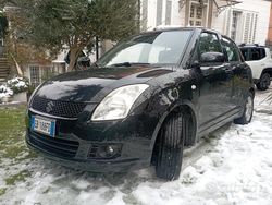 Nero Usata 2010 Suzuki Swift Tre volumi | 3700 €