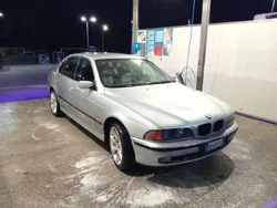 Usata 1996 BMW 528 Efficient Dynamics Tre volumi | 4400 €