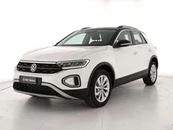 Bianco Nuova 2025 VW T-Roc Life SUV | 25.900 € (Buon prezzo)