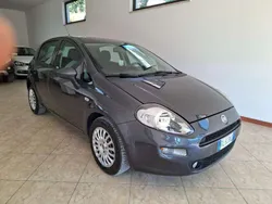 Grigio Usata 2017 Fiat Punto Lounge Due volumi | 7700 € (Buon prezzo)