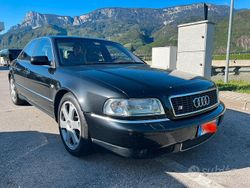 Nero Usata 2000 Audi S8 Tre volumi | 13.500 €