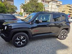 Usata 2019 Jeep Renegade Trailhawk SUV | 25.000 € (Molto cara)