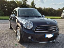 Blu/azzurro Usata 2016 Mini Cooper D Countryman Business SUV | 12.000 € (Cara)