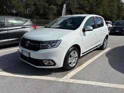 Bianco Usata 2020 Dacia Sandero Tre volumi | 9700 € (Buon prezzo)