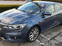 Grigio Usata 2017 Renault Mégane IV Zen Tre volumi | 9900 € (Buon prezzo)