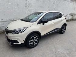 Beige Usata 2018 Renault Captur Intens SUV | 11.990 € (Buon prezzo)