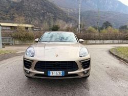 Oro Usata 2014 Porsche Macan SUV | 25.900 € (Buon prezzo)