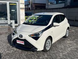 Bianco Usata 2019 Toyota Aygo Business Edition Due volumi | 12.900 € (Buon prezzo)