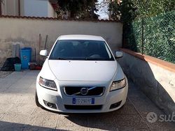 Bianco Usata 2011 Volvo V50 Station wagon | 4000 €