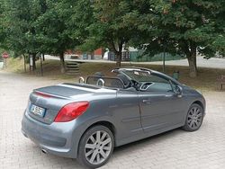 Usata 2009 Peugeot 207 CC Cabrio | 4300 € (Cara)