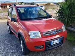 Usata 2006 Fiat Panda 4x4 Climbing Due volumi | 6300 € (Buon prezzo)