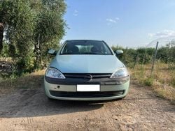 Verde Usata 2002 Opel Corsa Comfort Due volumi | 800 € (Super prezzo)
