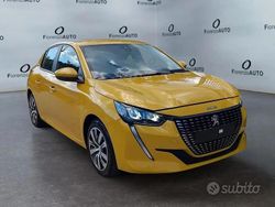 Giallo Usata 2021 Peugeot 208 Active Due volumi | 11.880 € (Buon prezzo)