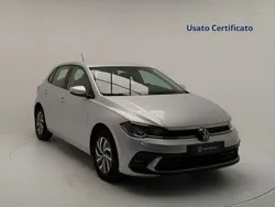 Reflex silver Usata 2023 VW Polo Life Due volumi | 20.900 € (Buon prezzo)
